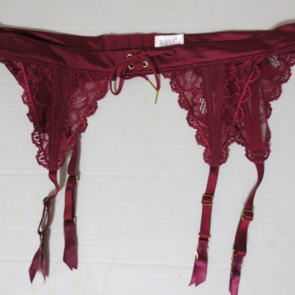 Victoria’s Secret burgundy red garter belt